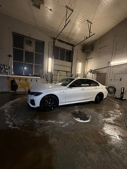BMW 330E 2021 photo 5