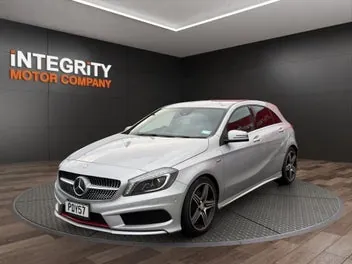 Mercedes-Benz A 250 2014 photo 2