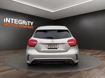 Mercedes-Benz A 250 2014 photo 5