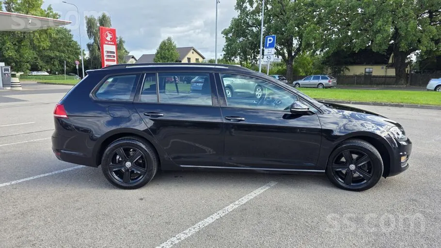Volkswagen Golf 2016 photo 2