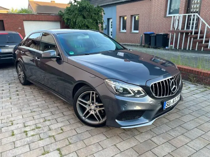 Mercedes-Benz E 300