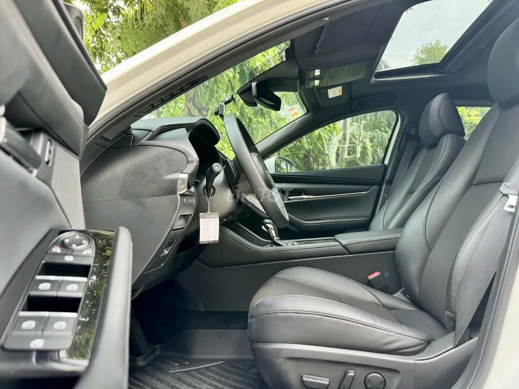 Mazda 3 2025 photo 5