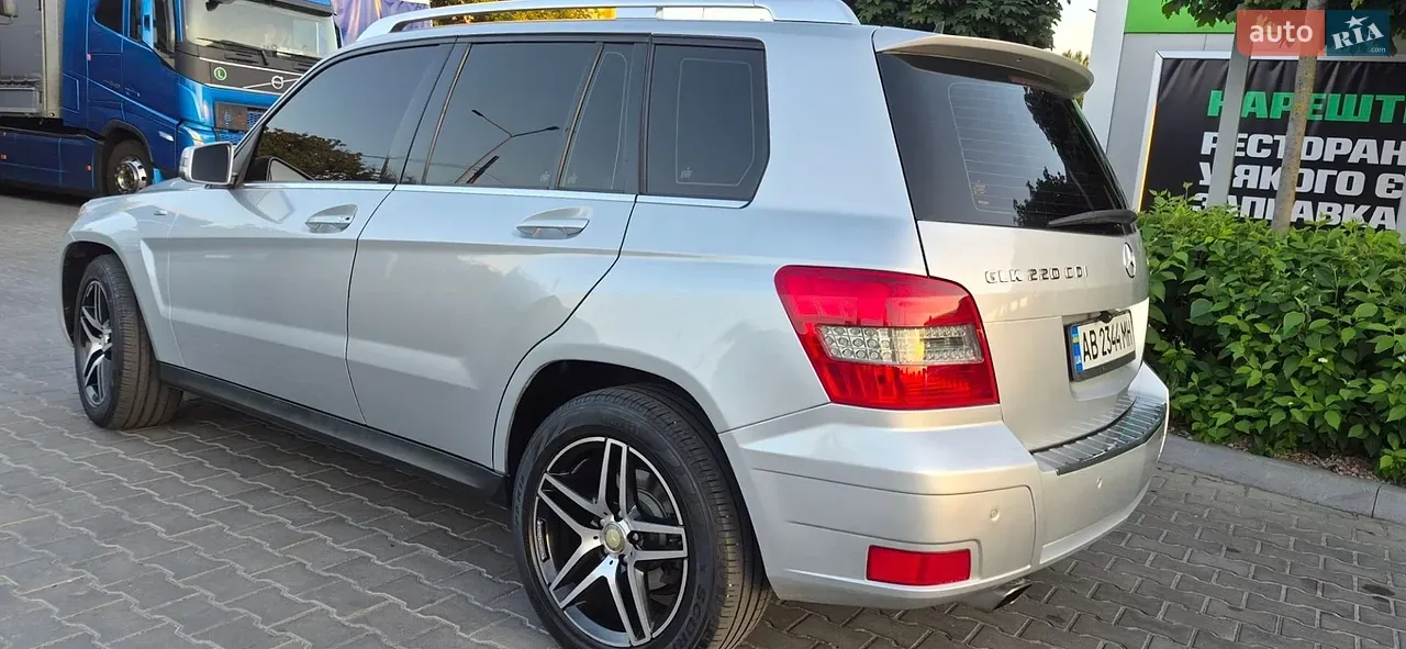Mercedes-Benz Glk Class 2010 photo 3