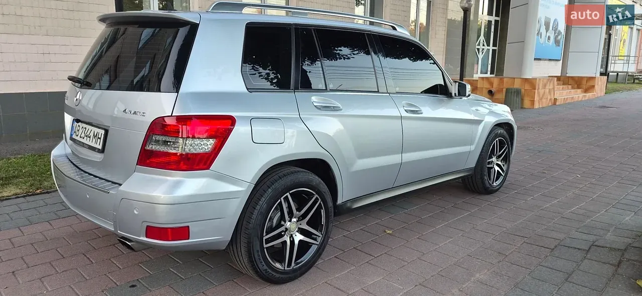 Mercedes-Benz Glk Class 2010 photo 2