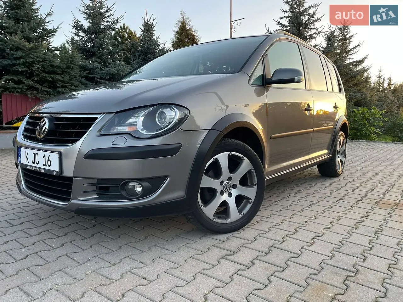 Volkswagen Touran