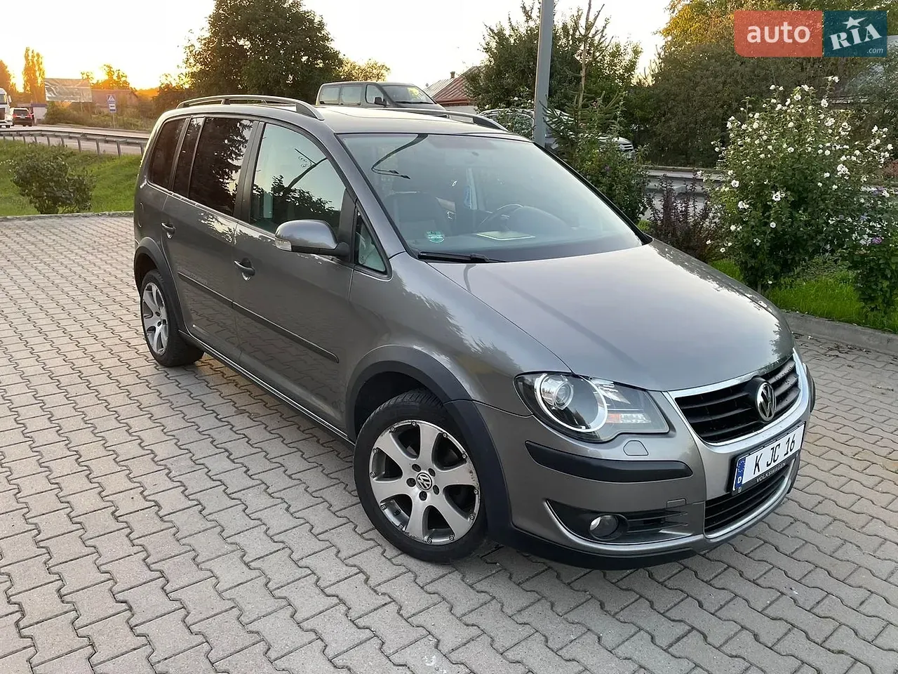 Volkswagen Touran 2007 photo 5