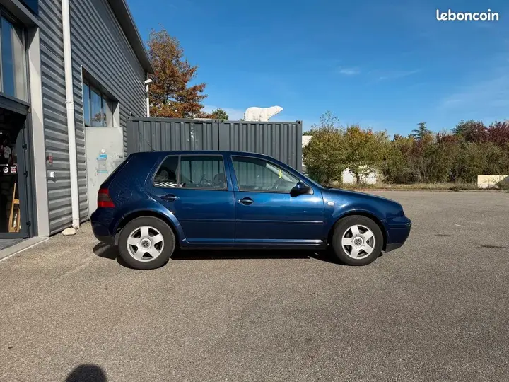 Volkswagen Golf 2000 photo 4