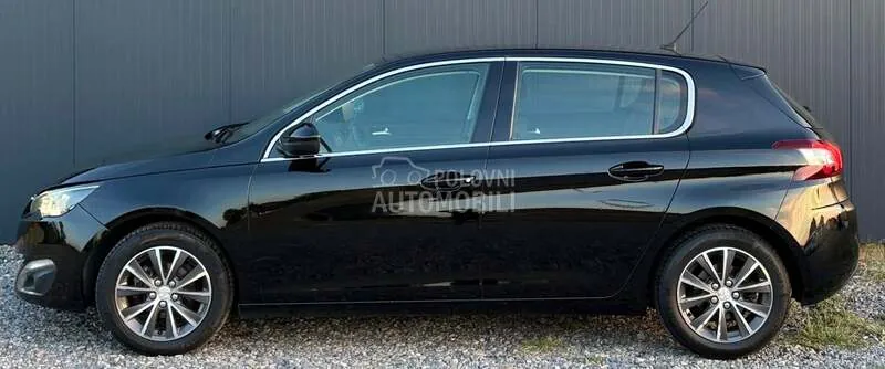 Peugeot 308 2013 photo 5