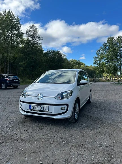 Volkswagen Up 2015 photo 3