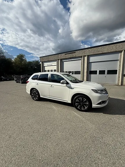 Mitsubishi Outlander 2016 photo 3