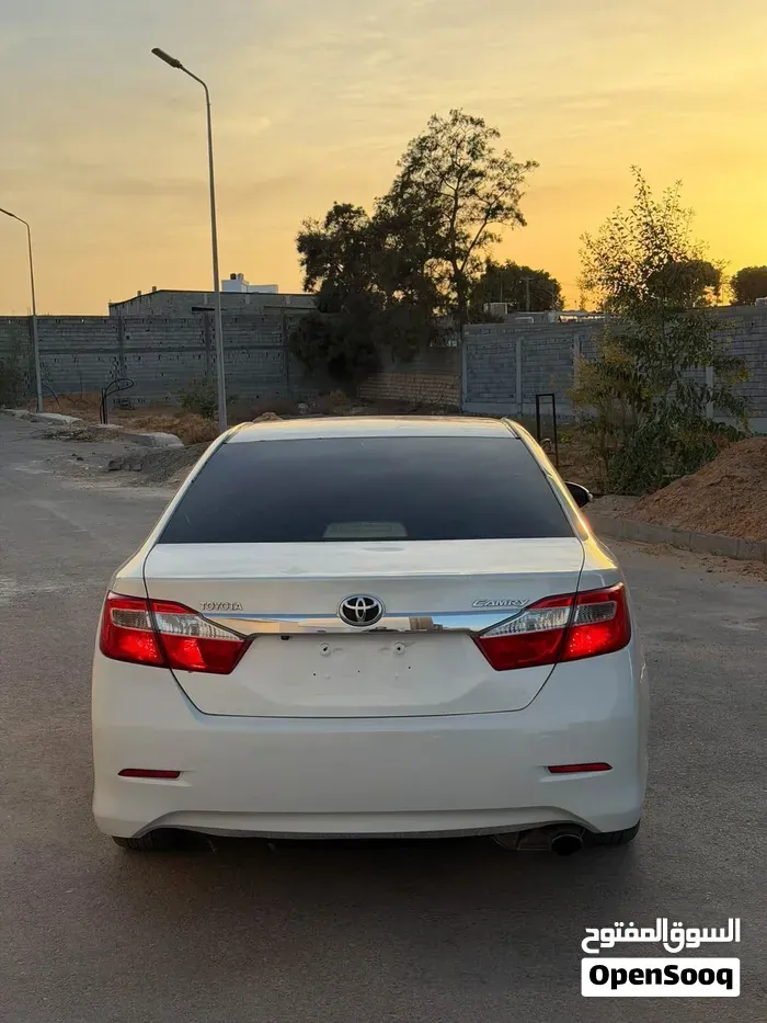 Toyota Camry 2014 photo 5