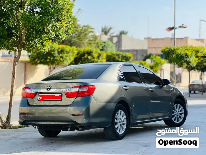 Toyota Camry 2014 photo 4