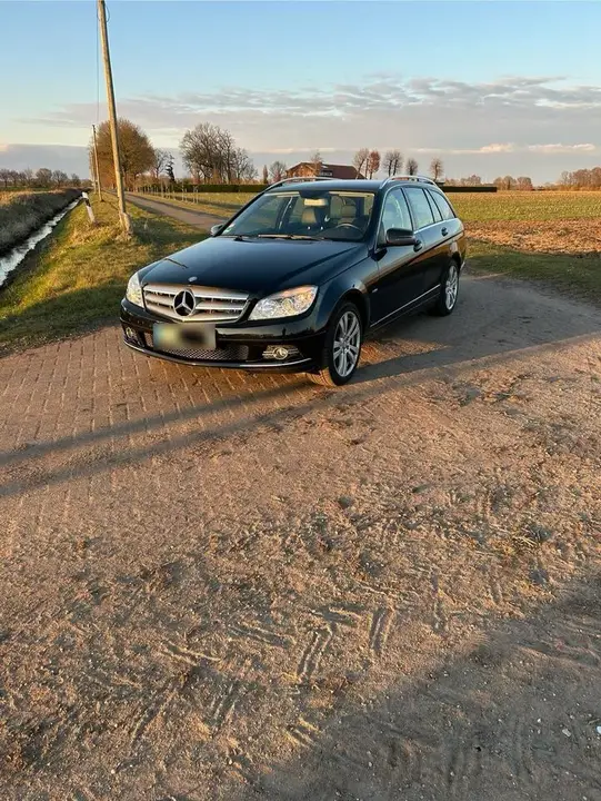 Mercedes-Benz C200