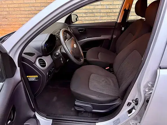 Hyundai I10 2012 photo 5