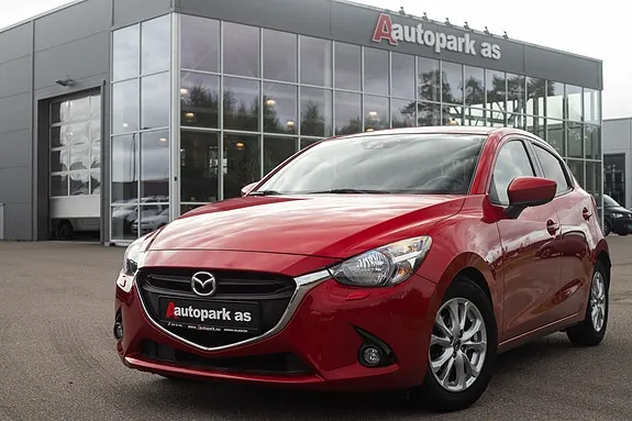 Mazda 2 2016 photo 3