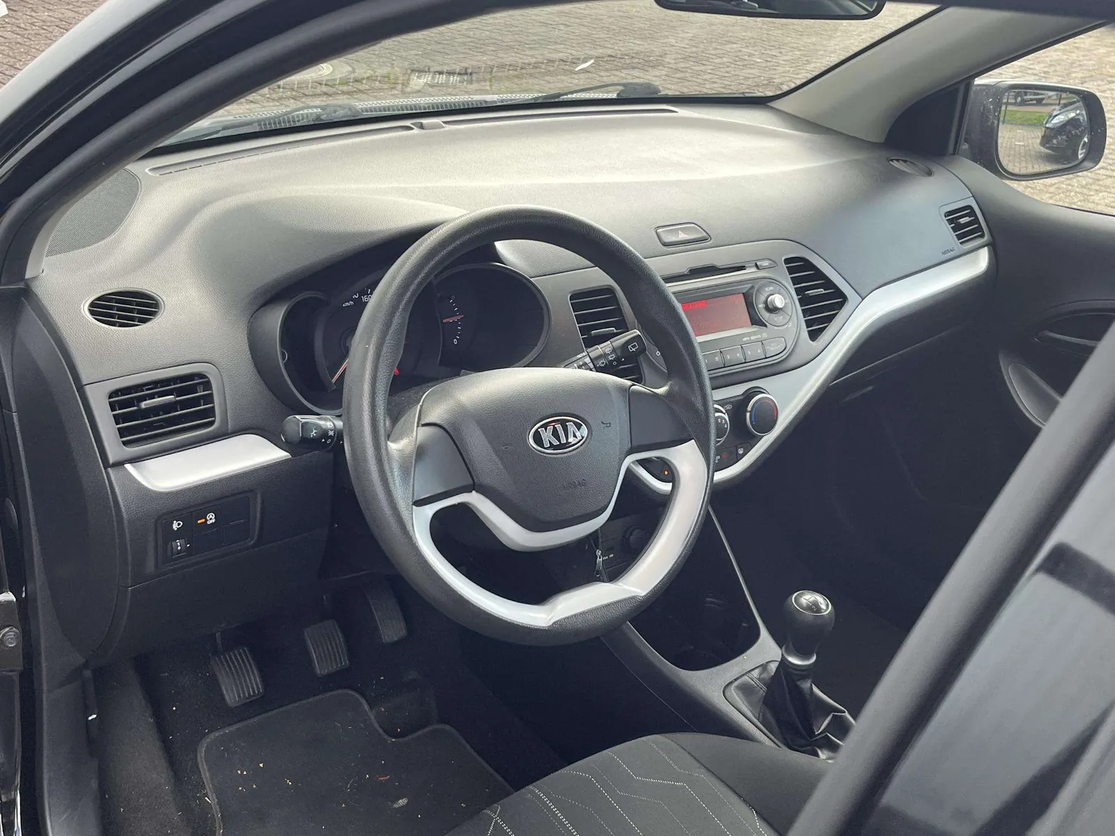 Kia Picanto 2014 photo 3