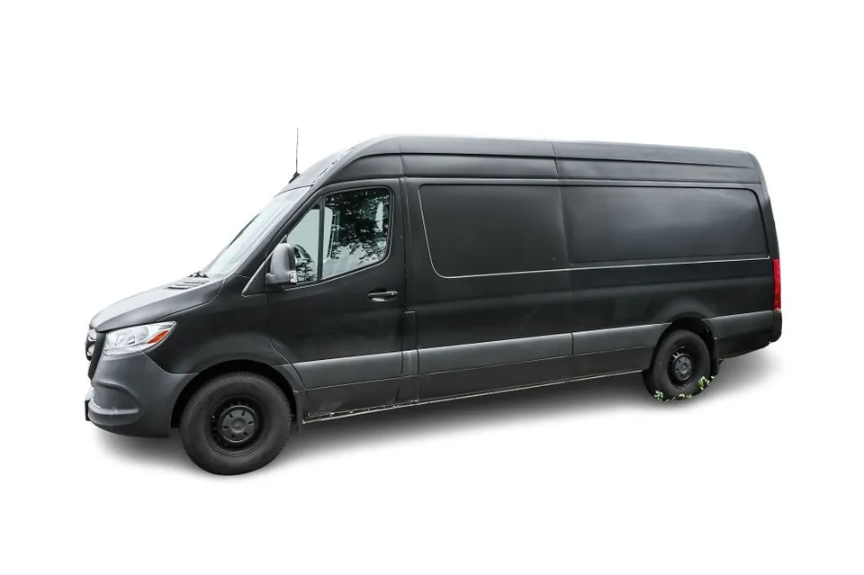 Mercedes-Benz Sprinter 2023 photo 5
