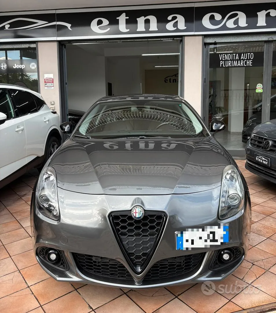 Alfa Romeo Giulietta 2014 photo 2