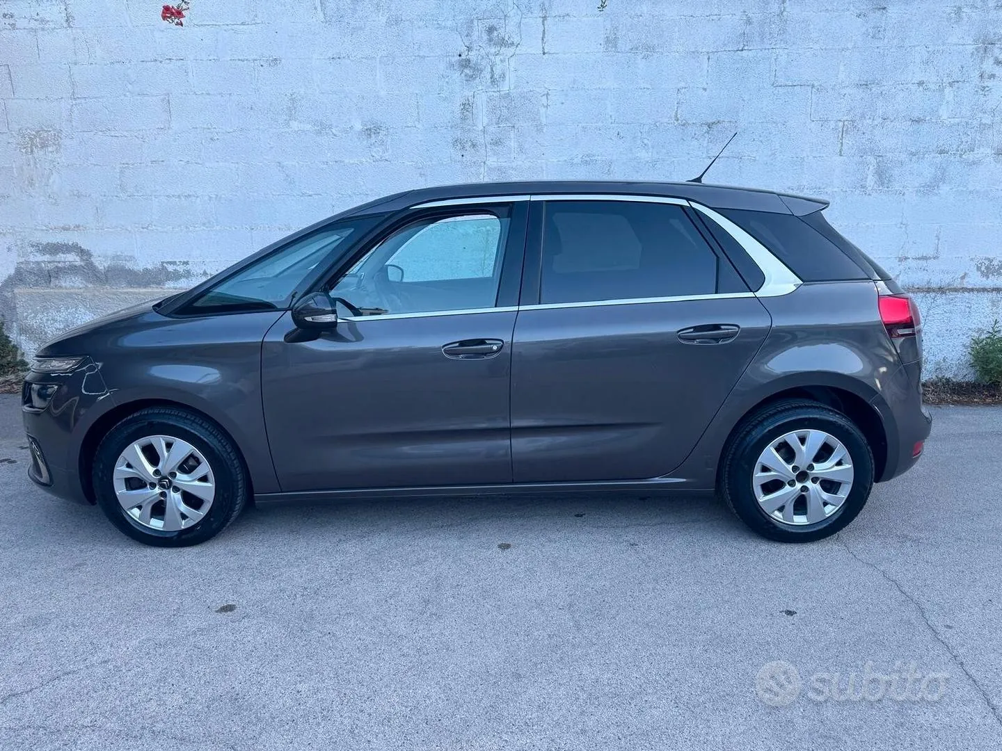 Citroen C4 Picasso 2017 photo 2