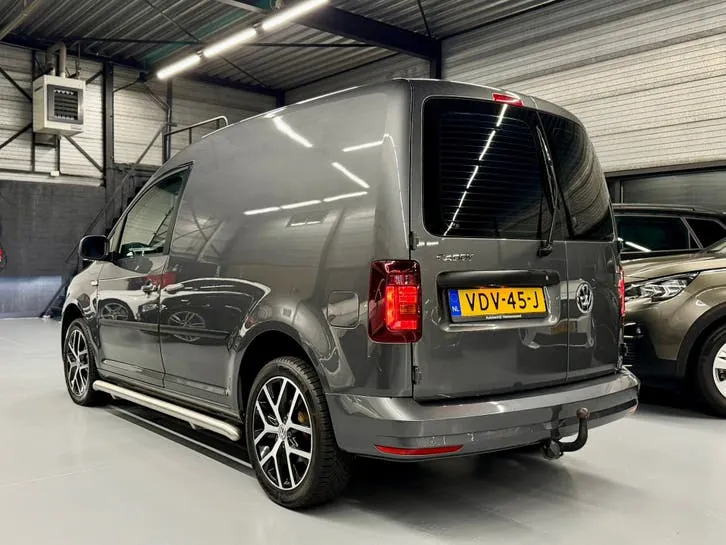 Volkswagen Caddy 2019 photo 2
