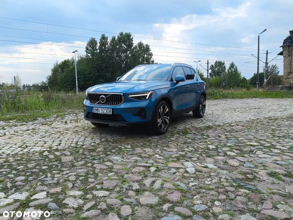 Volvo Xc 40 2023 photo 2