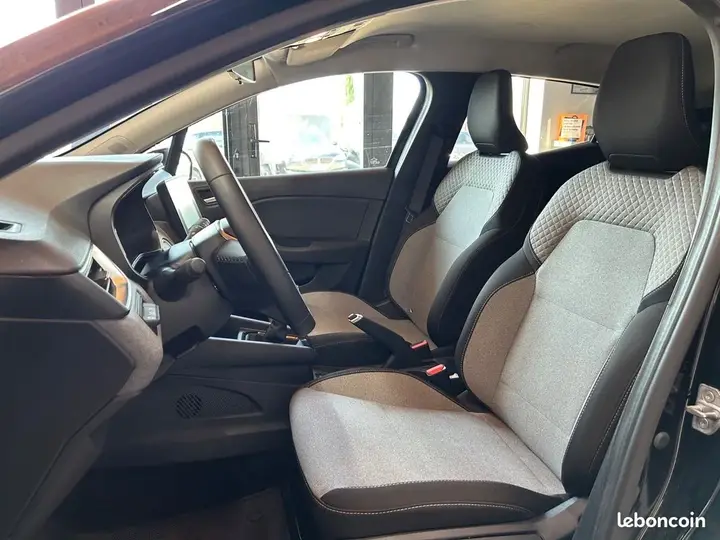 Renault Clio 2025 photo 5
