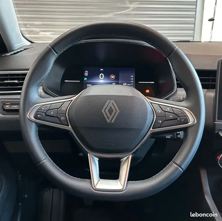 Renault Clio 2025 photo 4