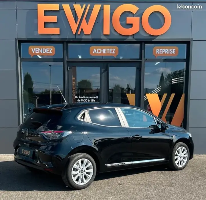 Renault Clio 2025 photo 2