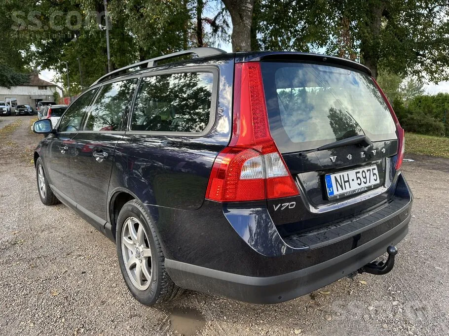 Volvo V70 2010 photo 3