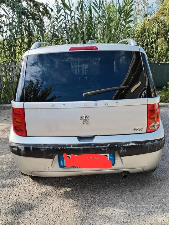 Peugeot 1007 2007 photo 3