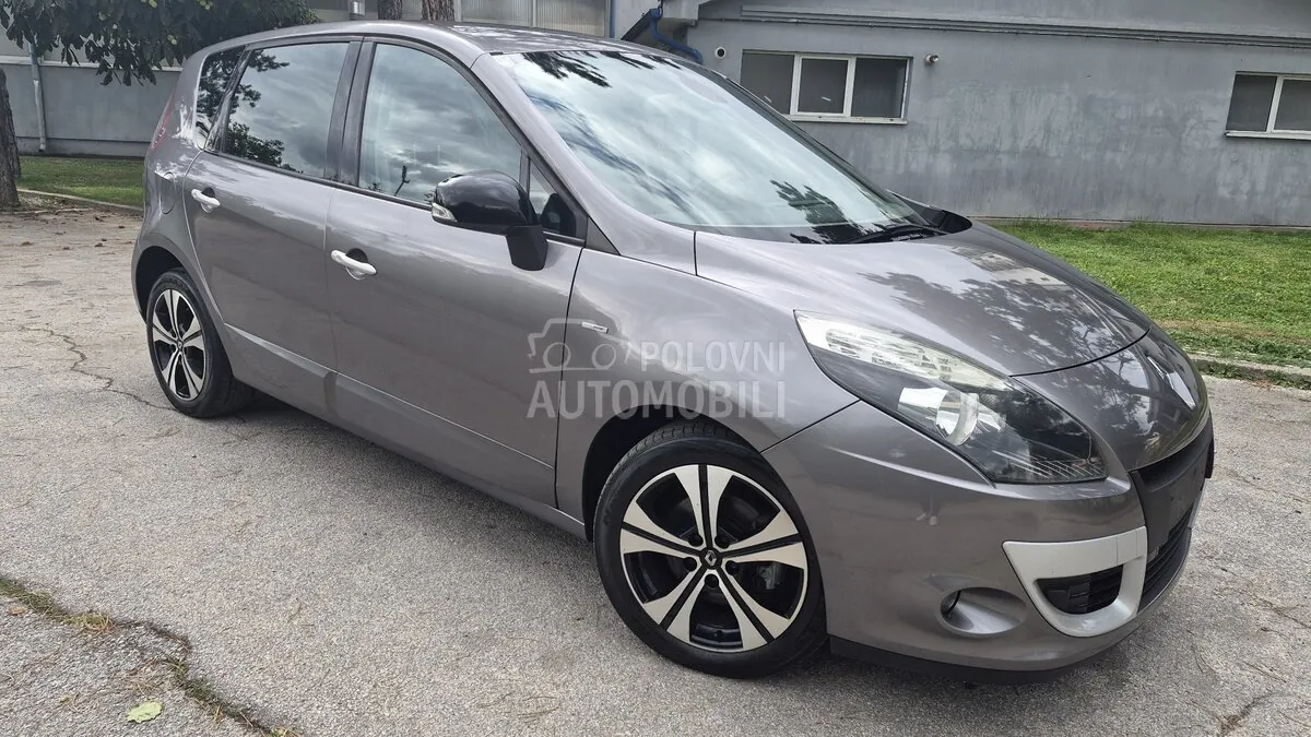 Renault Scenic 2011 photo 4