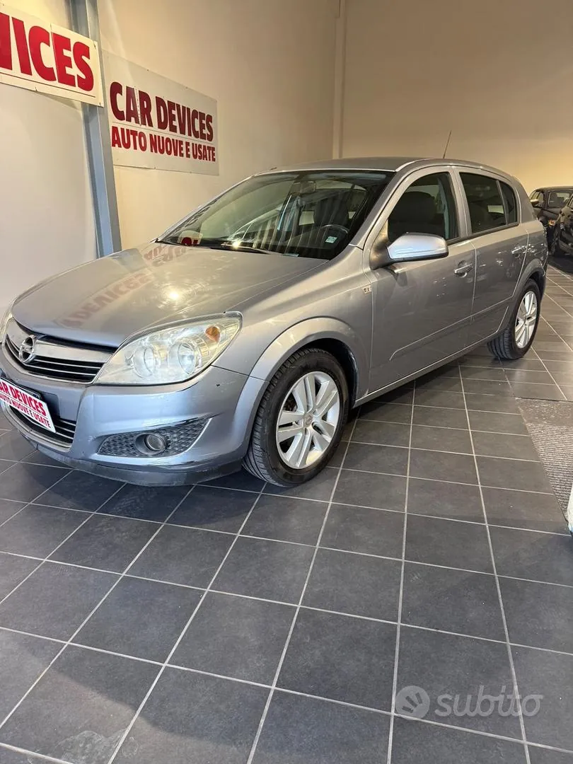 Opel Astra 2007 photo 2