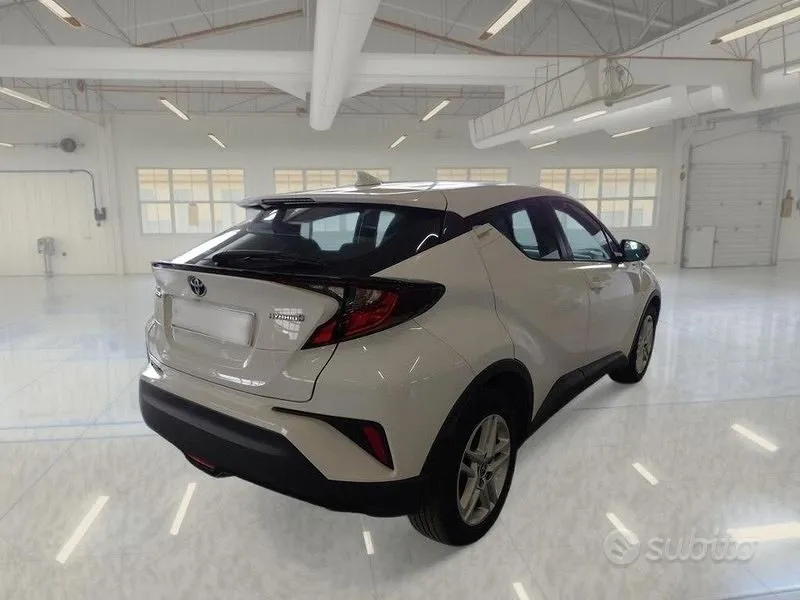 Toyota C-Hr 2021 photo 4