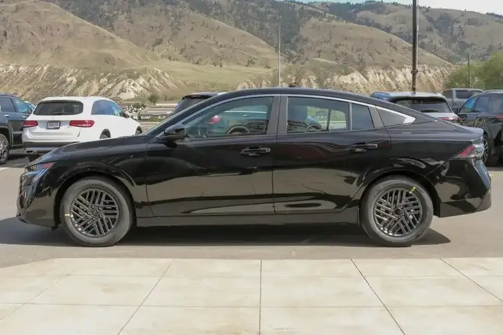 Nissan Sentra 2026 photo 2