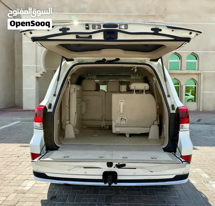 Toyota Land Cruiser 2018 photo 3