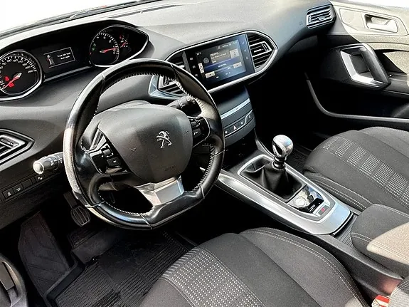 Peugeot 308 2016 photo 4