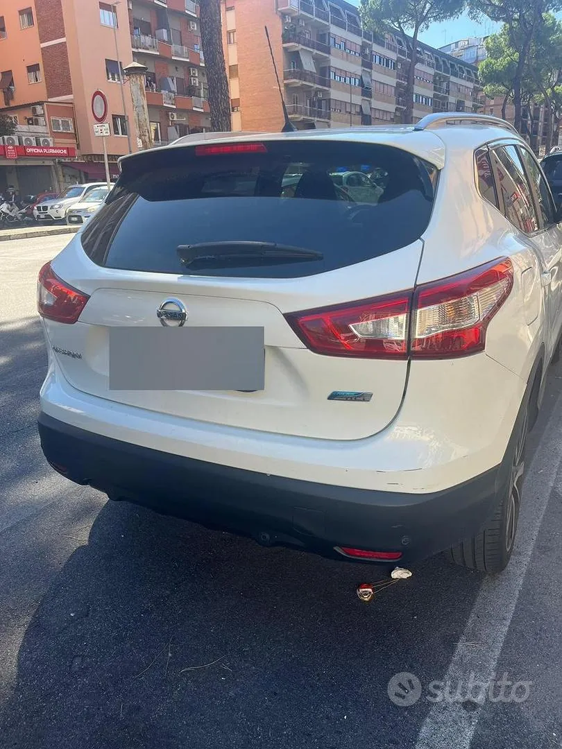 Nissan Qashqai 2014 photo 2