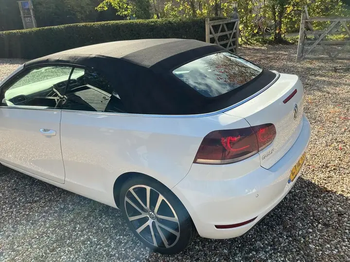 Volkswagen Golf 2012 photo 4
