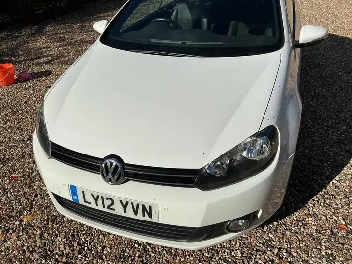 Volkswagen Golf 2012 photo 2
