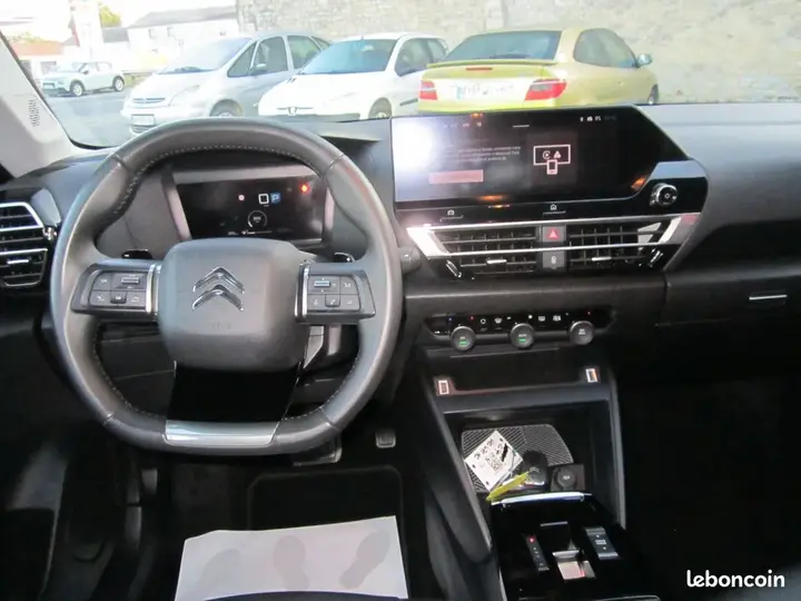 Citroen C4 2023 photo 5