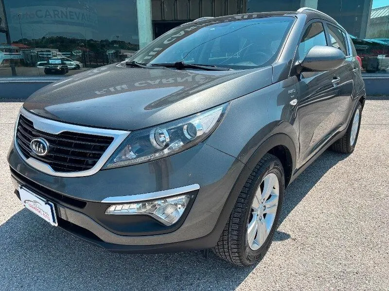 Kia Sportage 2012 photo 2