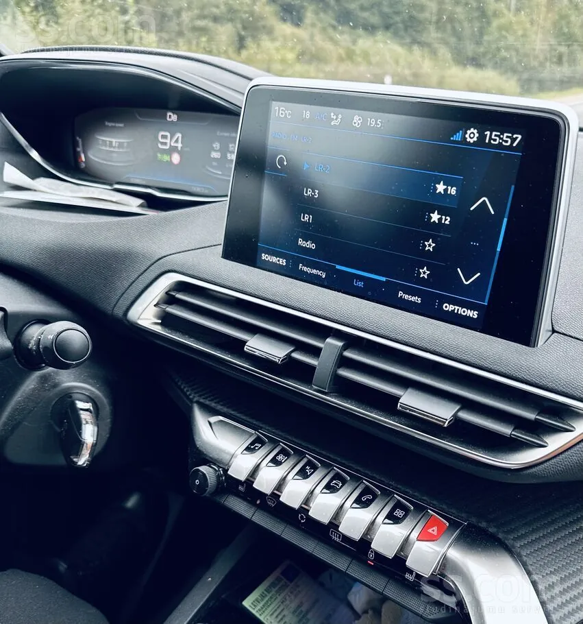 Peugeot 5008 2019 photo 4