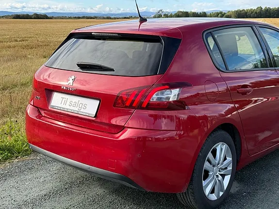 Peugeot 308 2014 photo 5