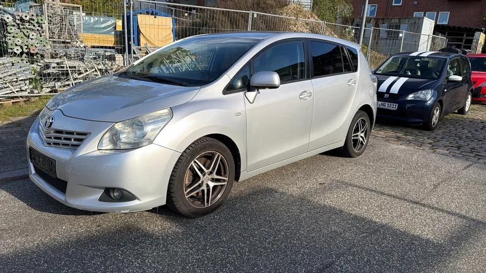 Toyota Verso-S