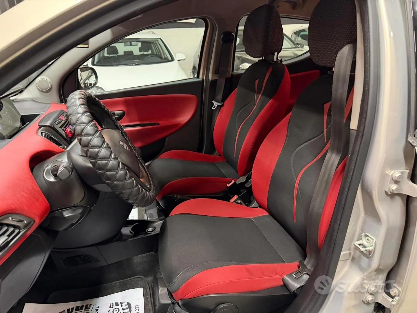Lancia Ypsilon 2013 photo 4