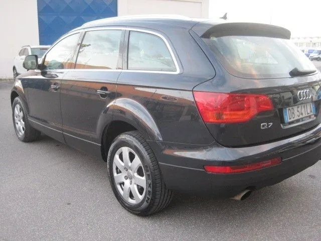 Audi Q7 2006 photo 3