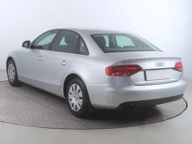 Audi A4 2008 photo 3