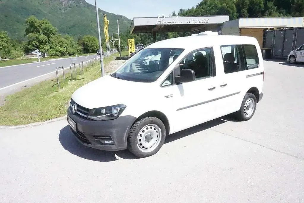 Volkswagen Caddy 2015 photo 2