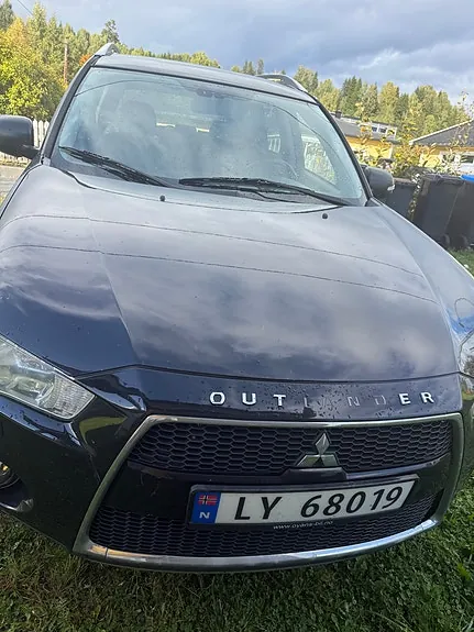 Mitsubishi Outlander 2010 photo 2
