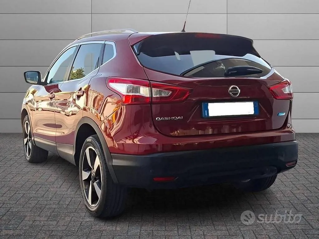 Nissan Qashqai 2015 photo 2